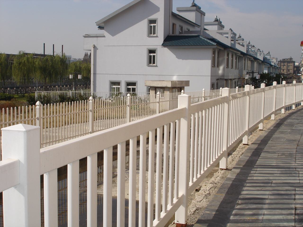 贵州PVC围墙护栏